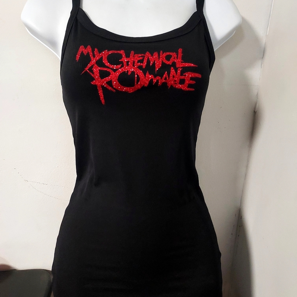 My chemical romance tank top vintage logo red glitter my chemical romance shirt - Picture 4 of 4